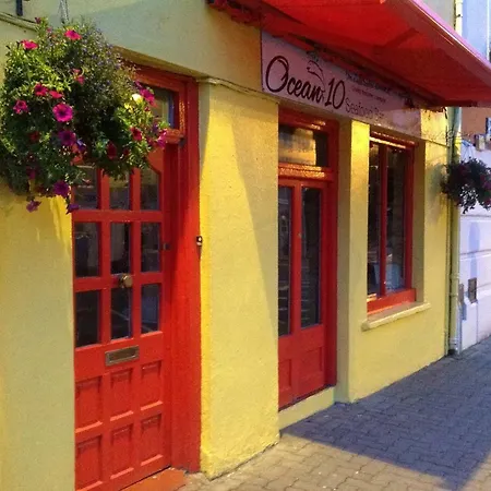 Sheehans On Main Street 3*